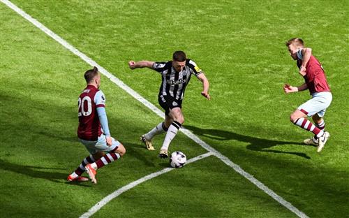 Ultimate Guide to Betting Tables for Home Use
